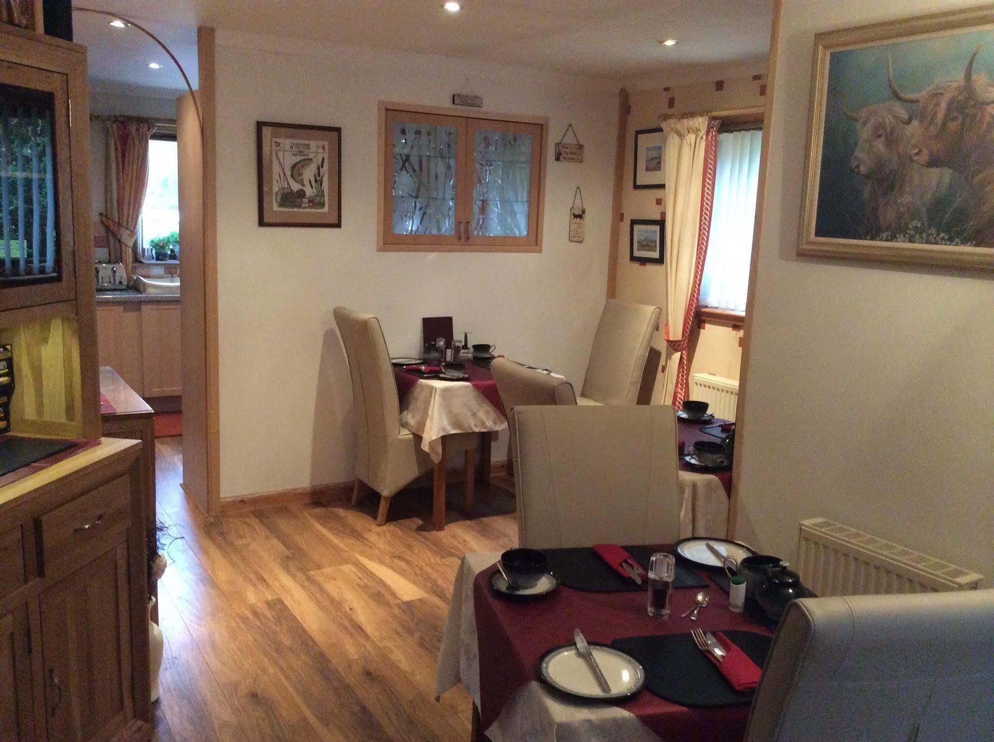 Castleview Bed & Breakfast Dufftown Exterior foto